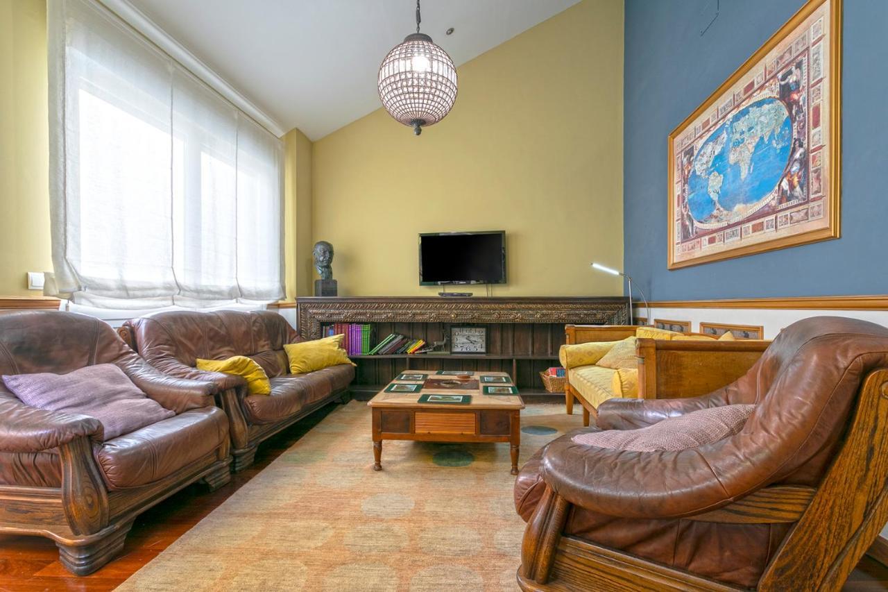 Las Mansiones De Constitucion Apartamentosmalagamanagement المظهر الخارجي الصورة